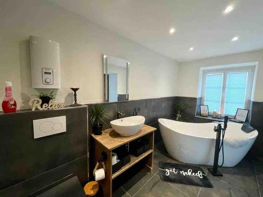 Mya Lenas Suite Irrel Extérieur photo